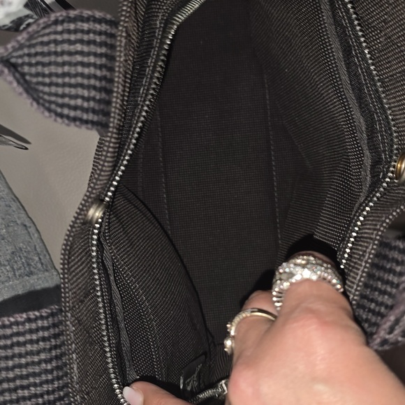 Hermès Paris Canvas Herline PM Small Tote Bag - Picture 9 of 11